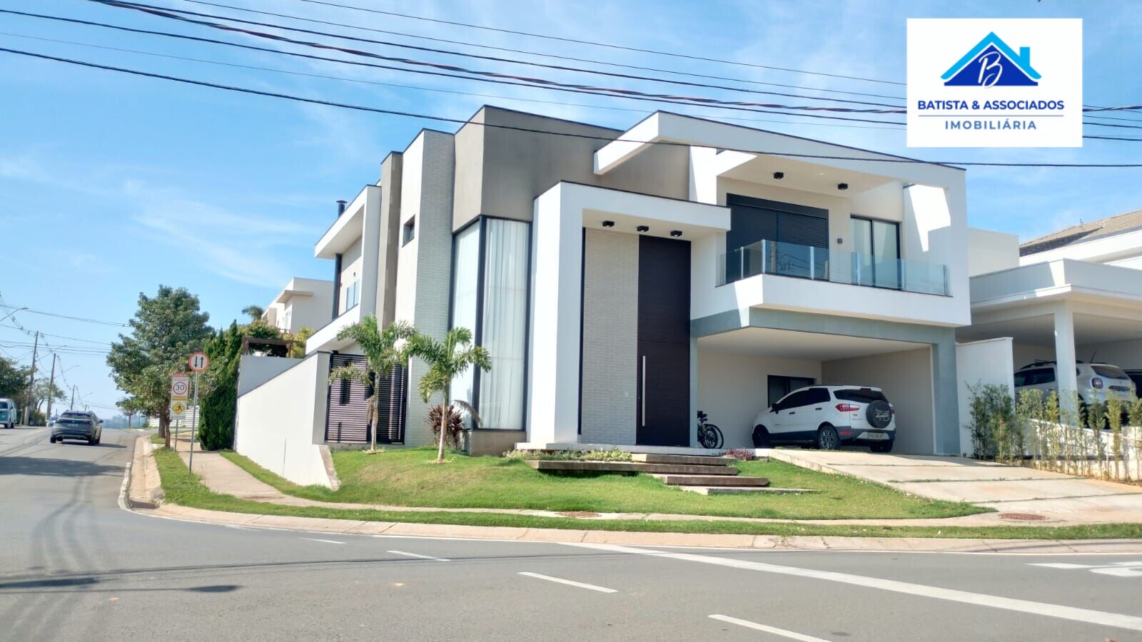 Casa de Condomínio à venda com 3 quartos, 303m² - Foto 1