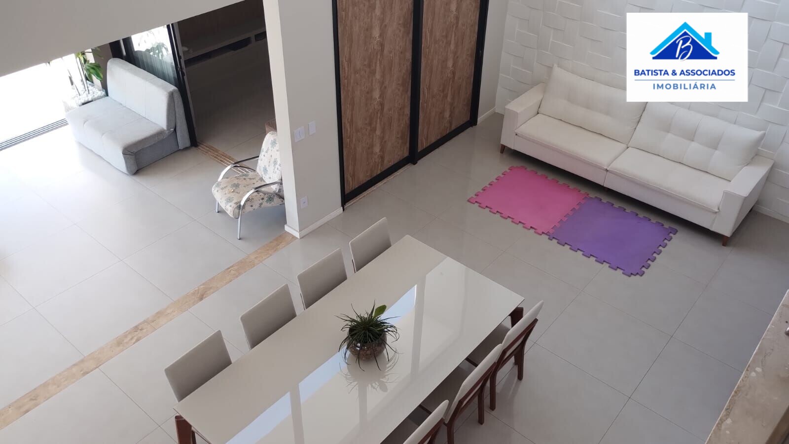 Casa de Condomínio à venda com 3 quartos, 303m² - Foto 10