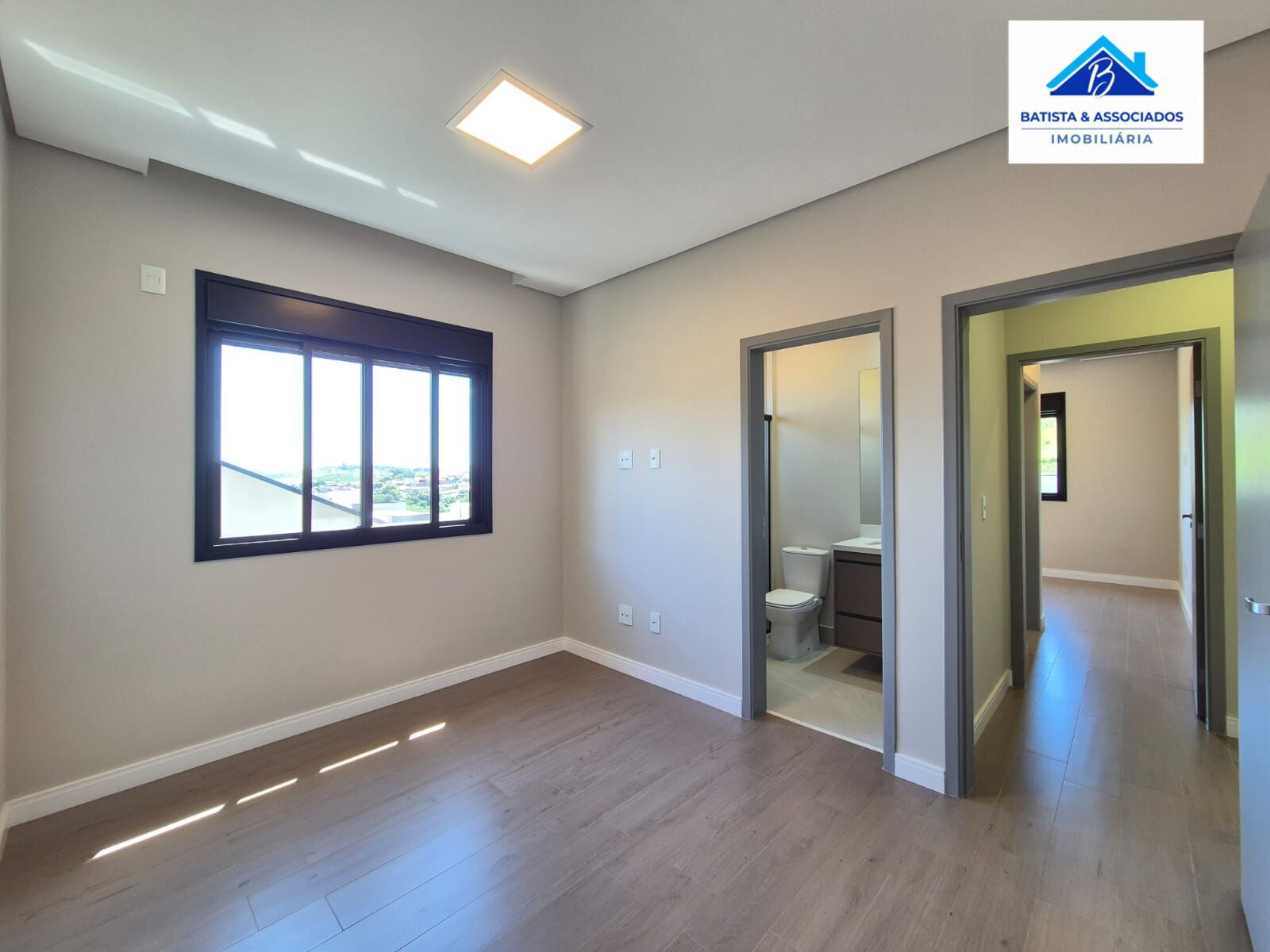 Casa à venda com 3 quartos, 222m² - Foto 9