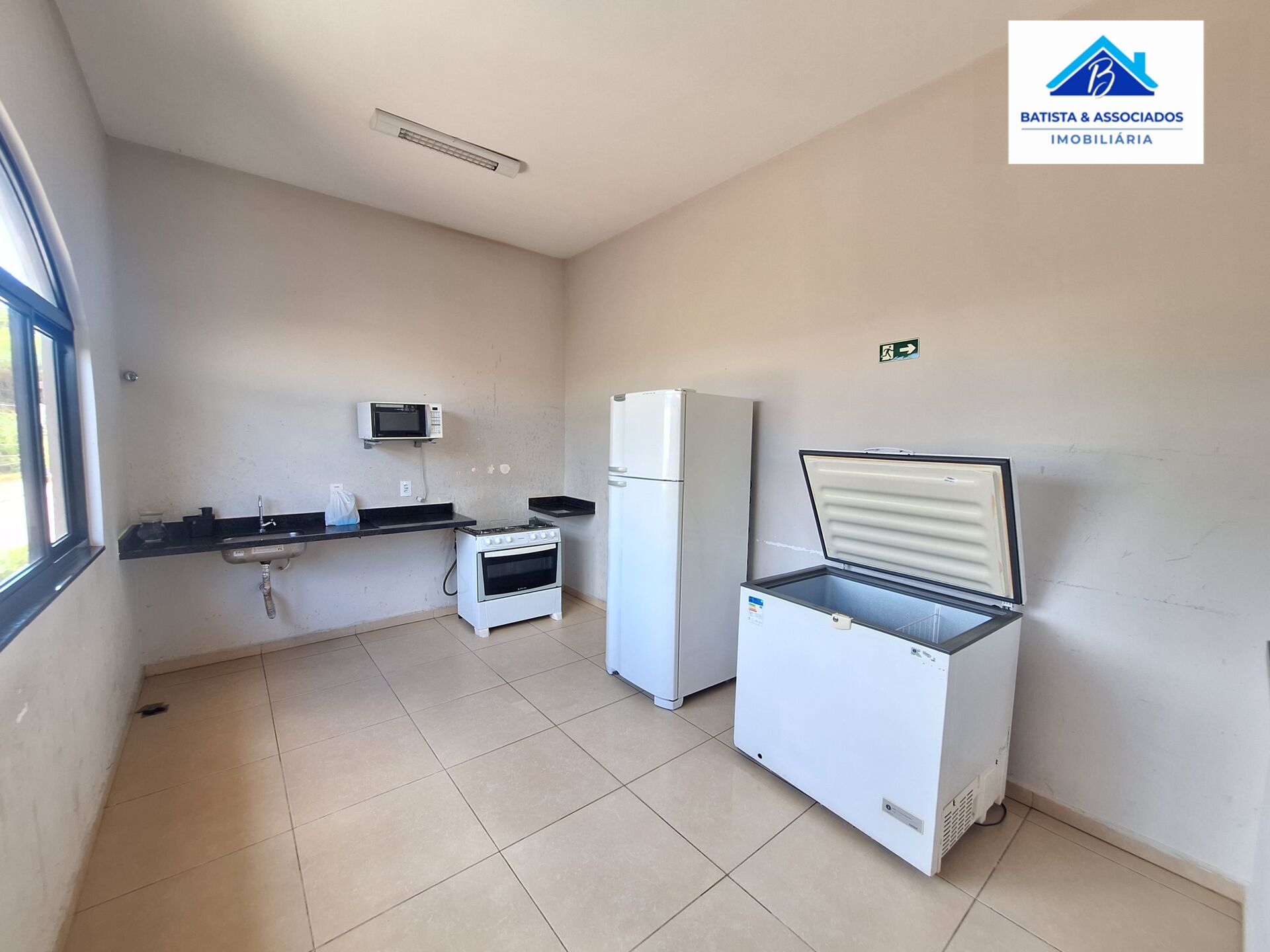 Casa à venda com 3 quartos, 222m² - Foto 30