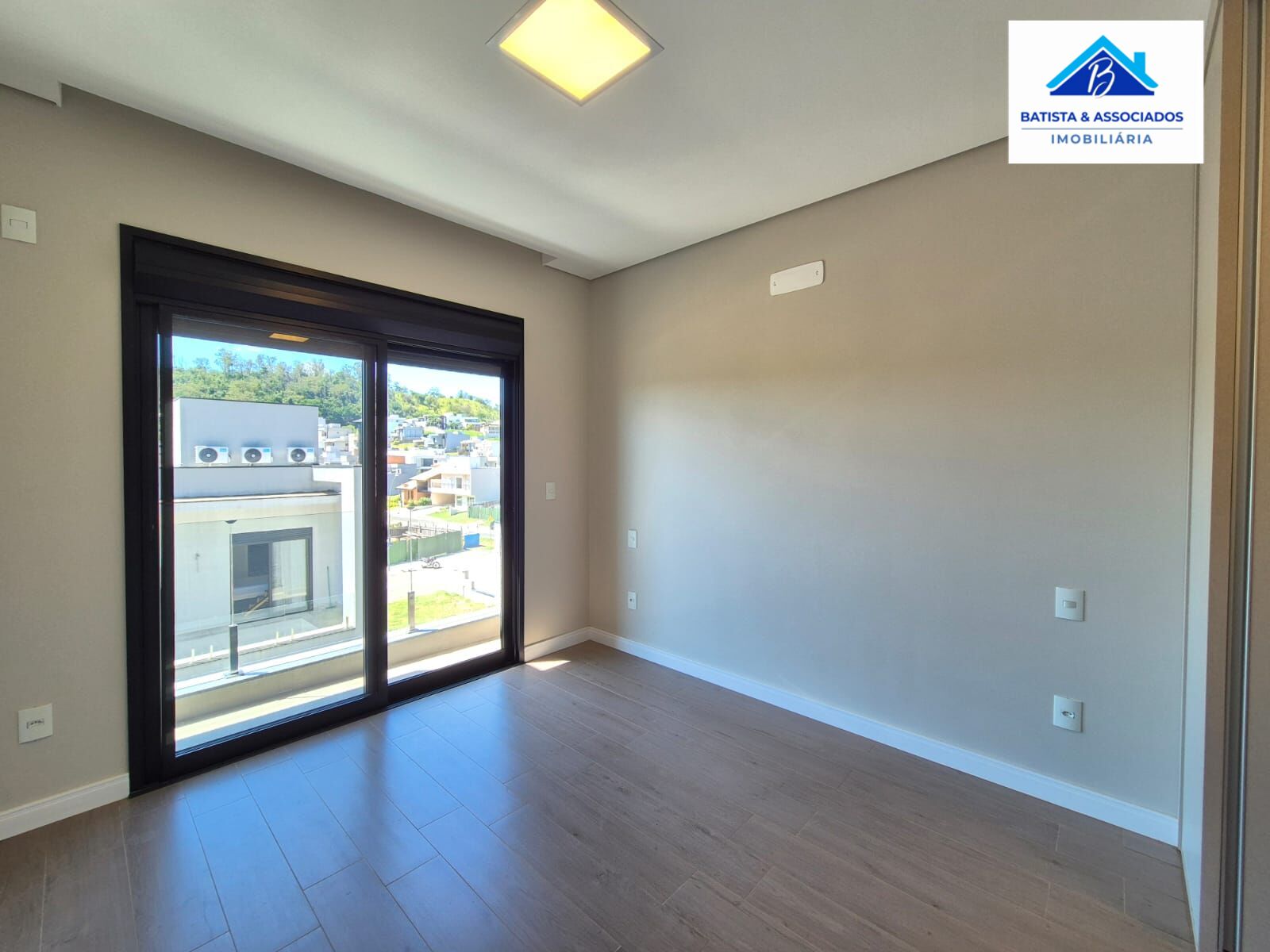 Casa à venda com 3 quartos, 222m² - Foto 15