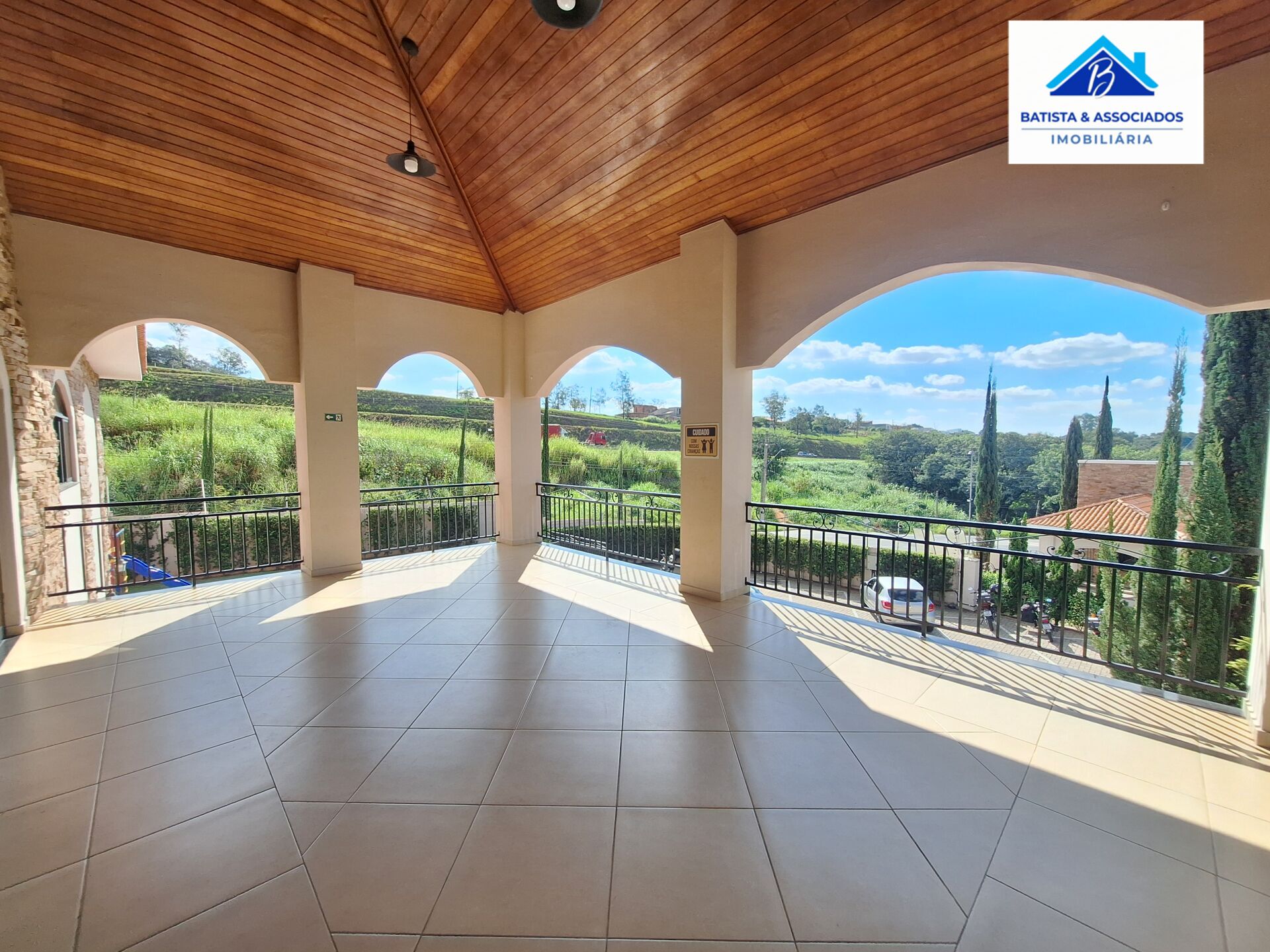 Casa à venda com 3 quartos, 222m² - Foto 29