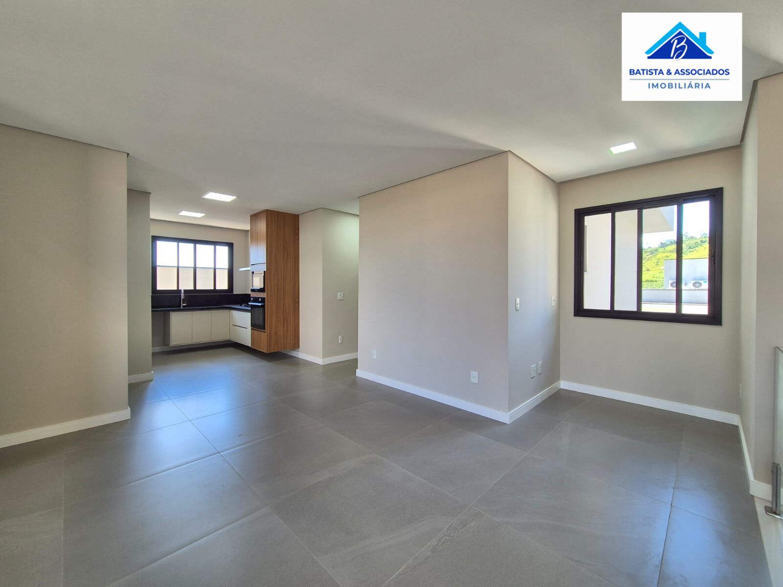 Casa à venda com 3 quartos, 222m² - Foto 6