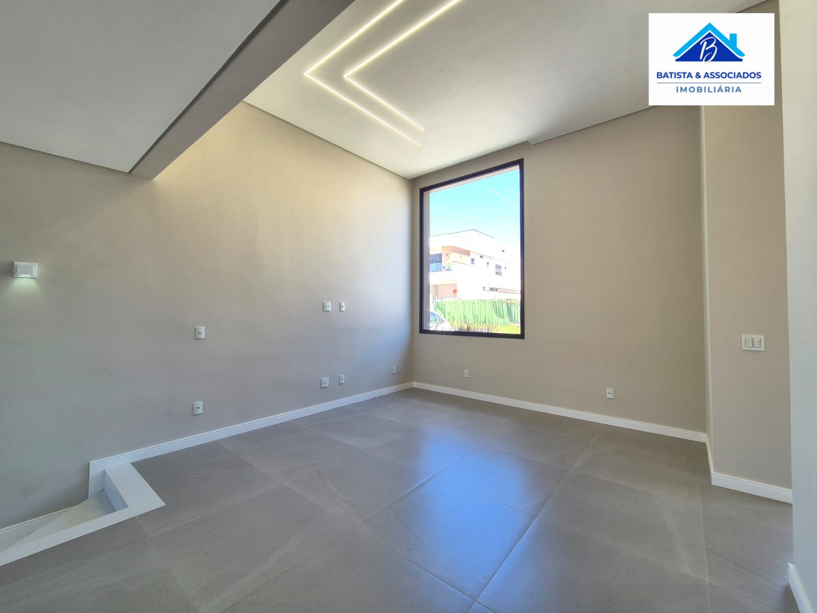 Casa à venda com 3 quartos, 222m² - Foto 12