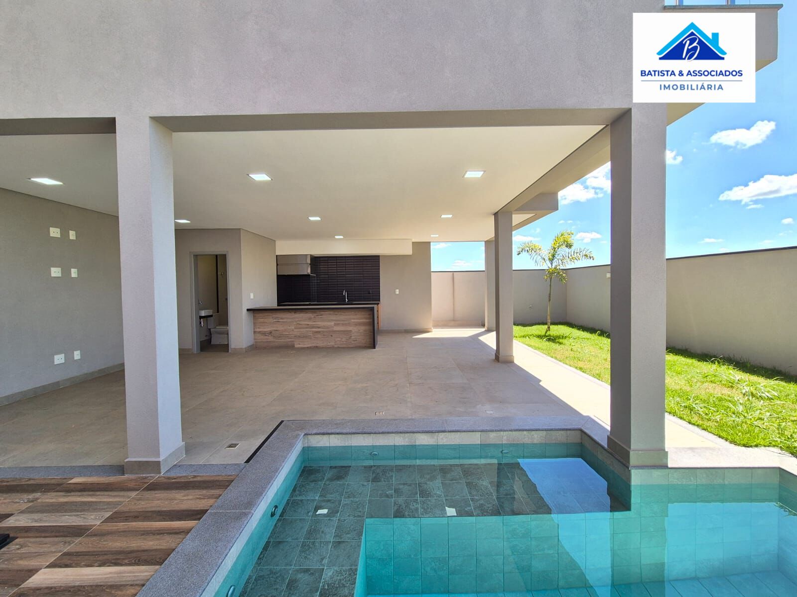 Casa à venda com 3 quartos, 222m² - Foto 21