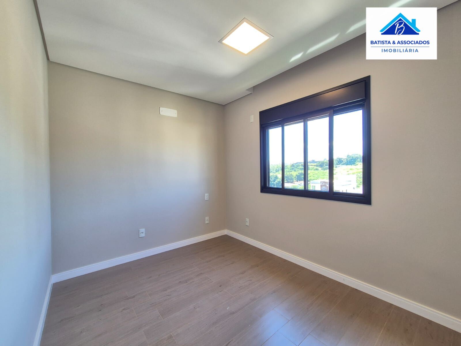 Casa à venda com 3 quartos, 222m² - Foto 13