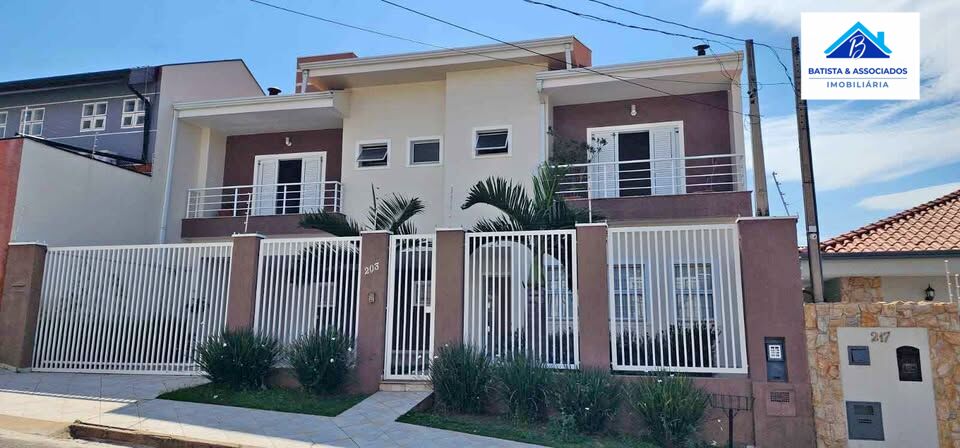 Casa, 4 quartos, 311 m² - Foto 1