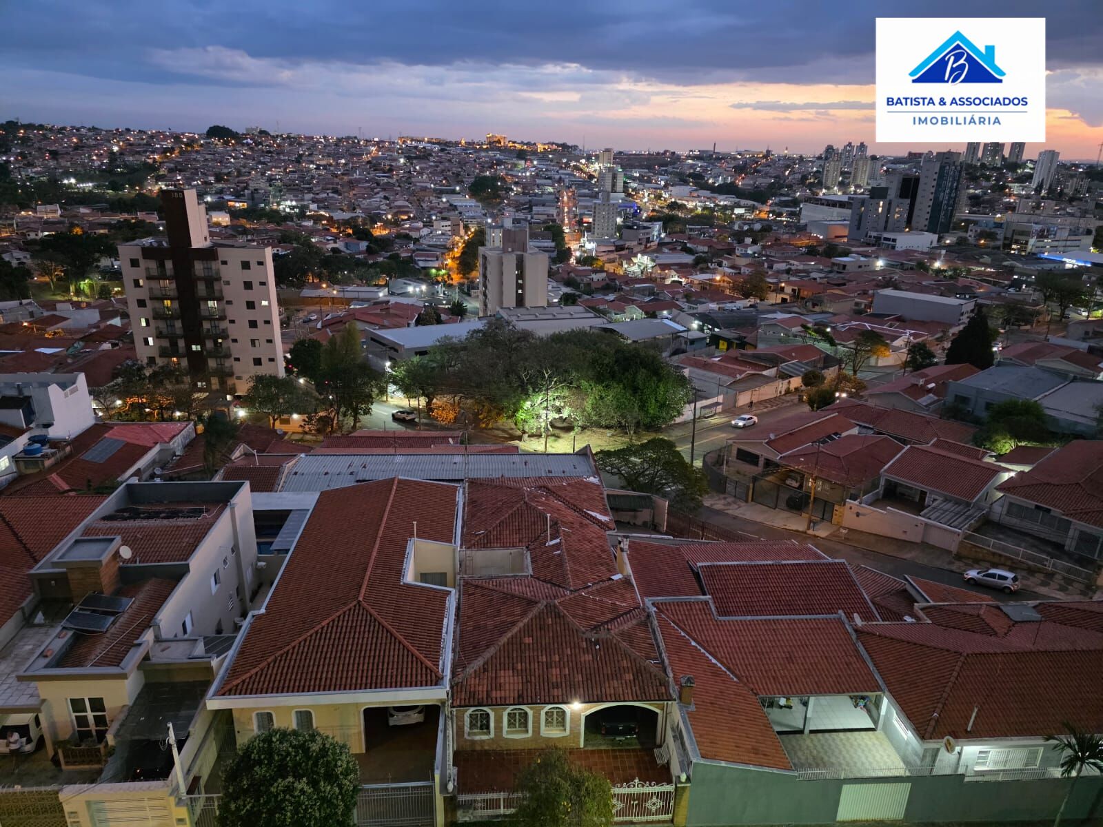 Apartamento para alugar com 2 quartos, 70m² - Foto 9