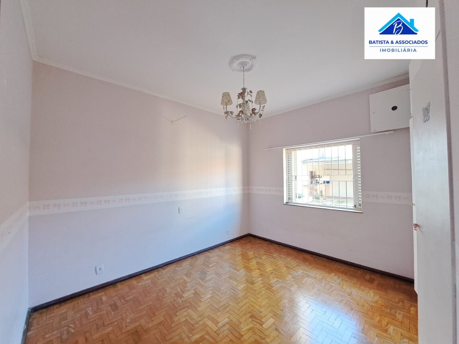 Casa à venda com 3 quartos, 235m² - Foto 12