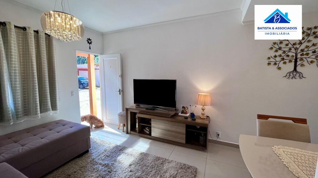 Casa à venda com 2 quartos, 66m² - Foto 3