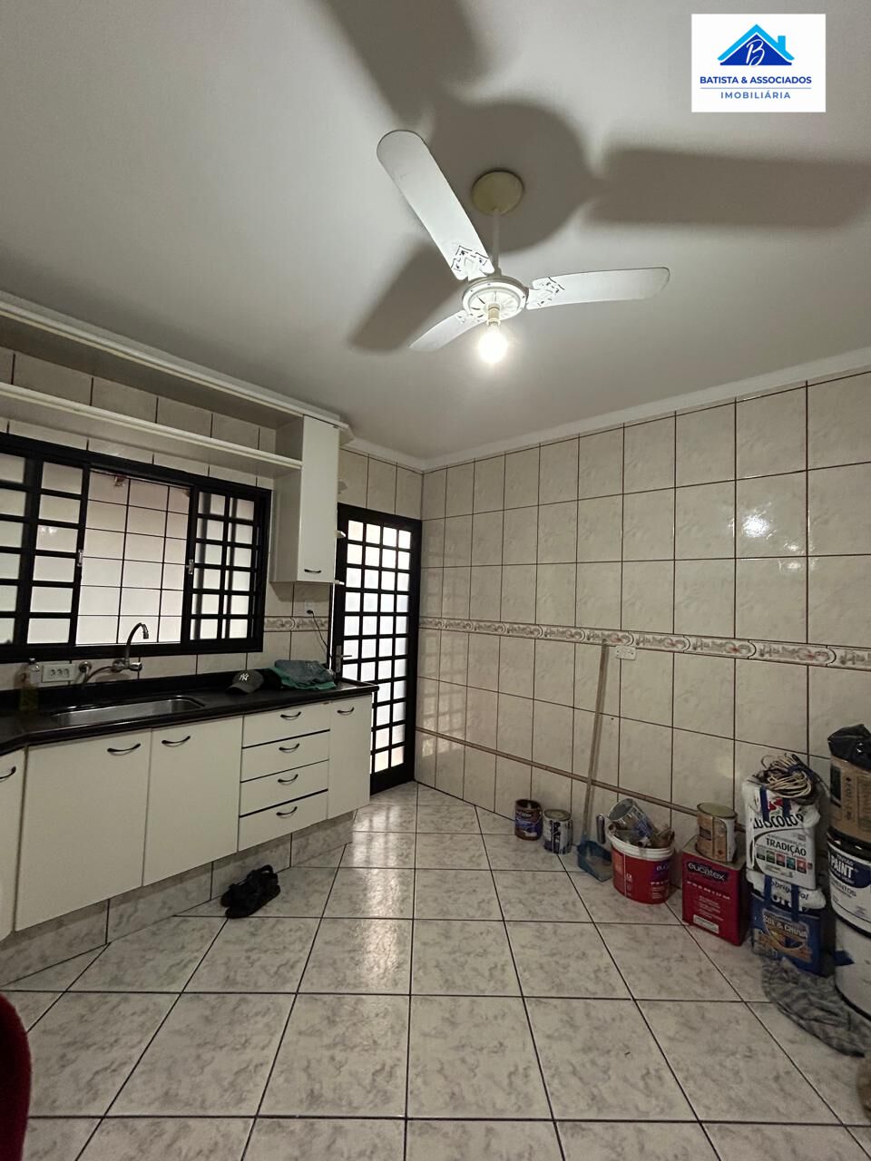 Casa à venda com 3 quartos, 134m² - Foto 9