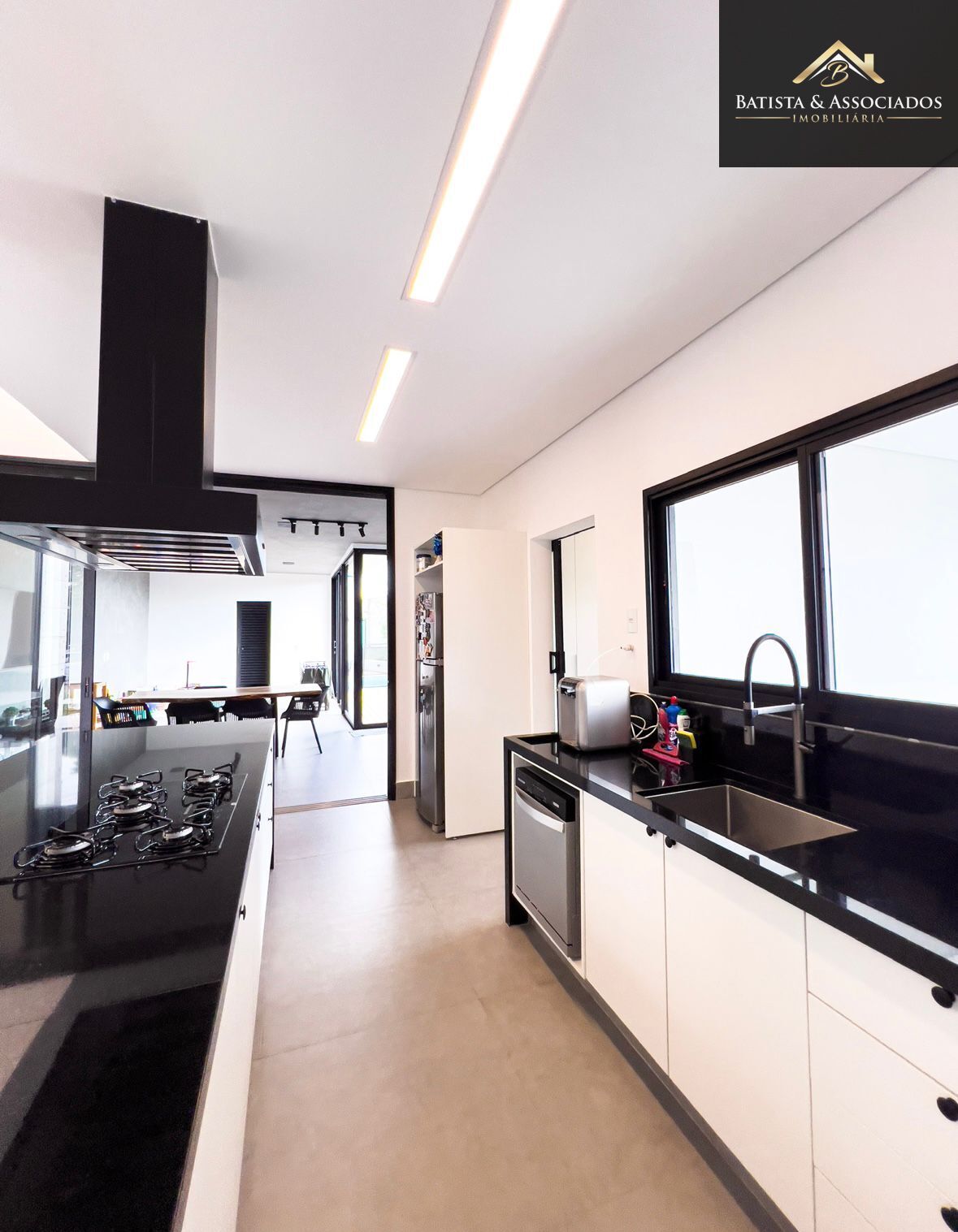 Casa, 3 quartos, 229 m² - Foto 6