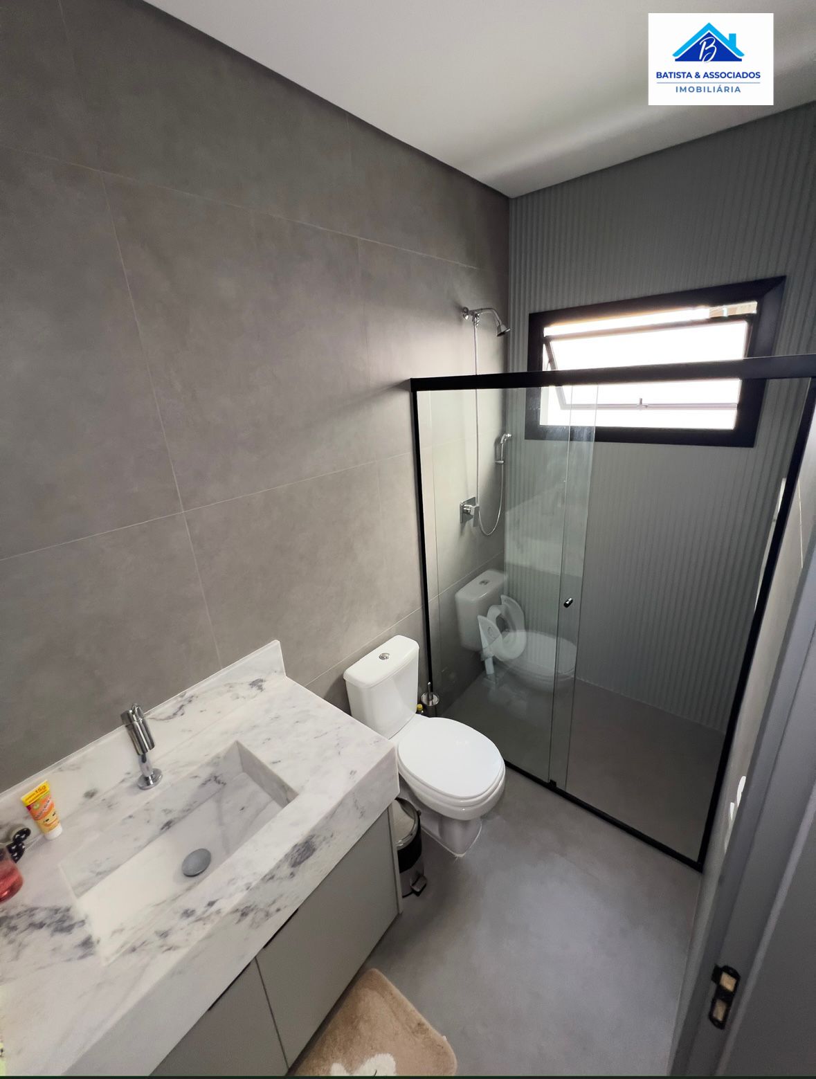 Casa à venda com 3 quartos, 229m² - Foto 11