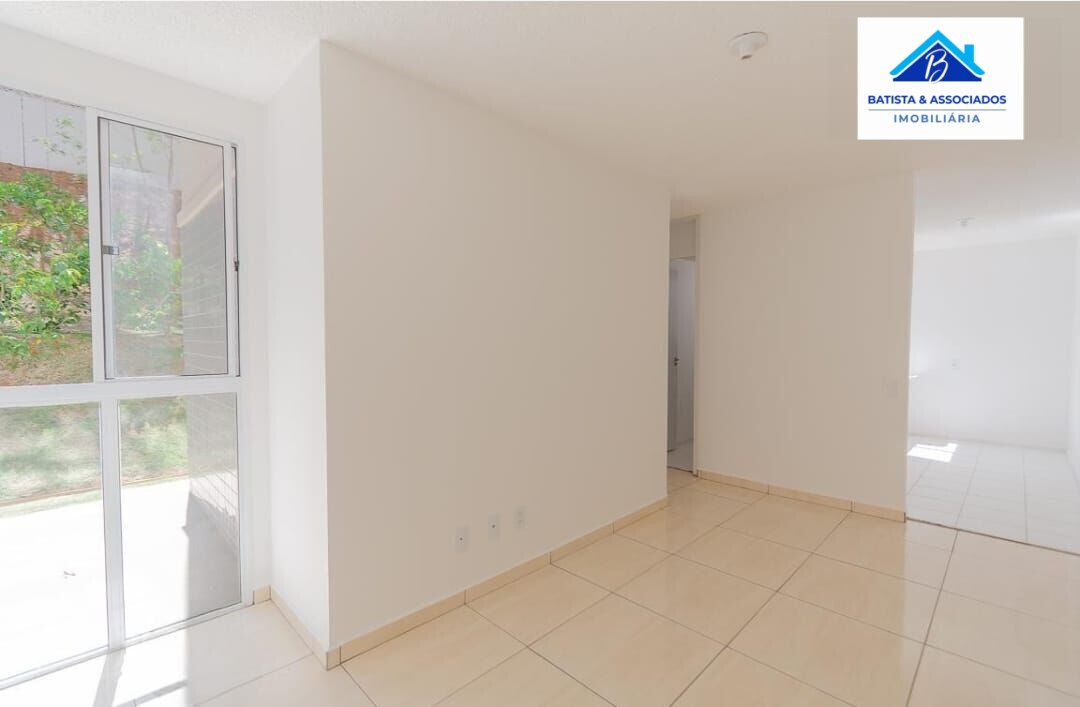 Apartamento à venda com 2 quartos, 42m² - Foto 2