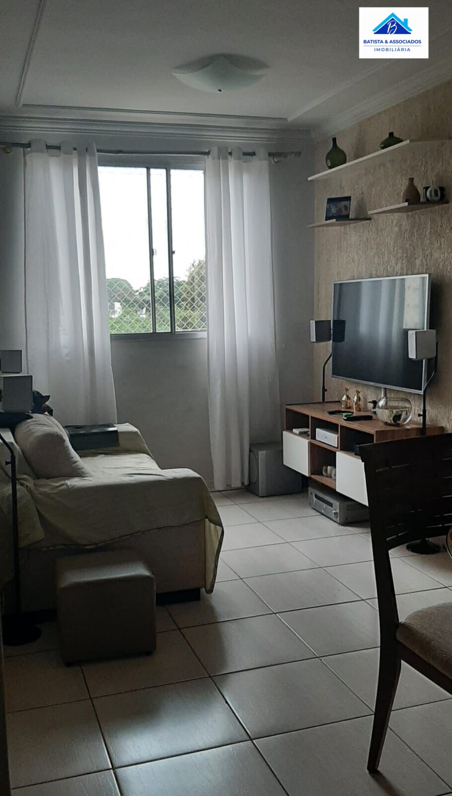 Apartamento à venda com 3 quartos, 70m² - Foto 2