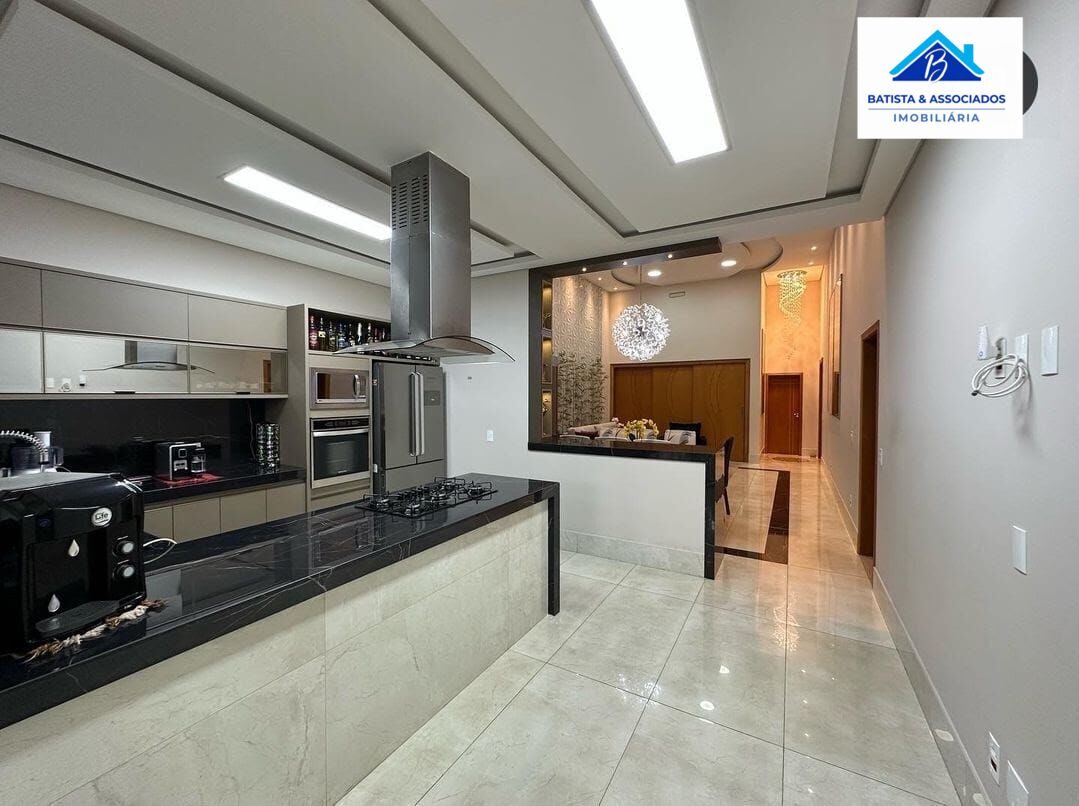 Casa à venda com 3 quartos, 216m² - Foto 7