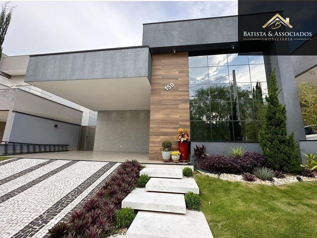 Casa, 3 quartos, 216 m² - Foto 1