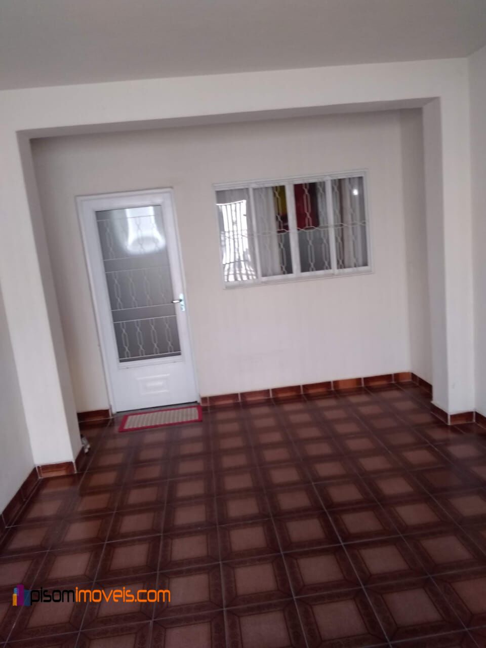 Casa à venda com 4 quartos, 127m² - Foto 1