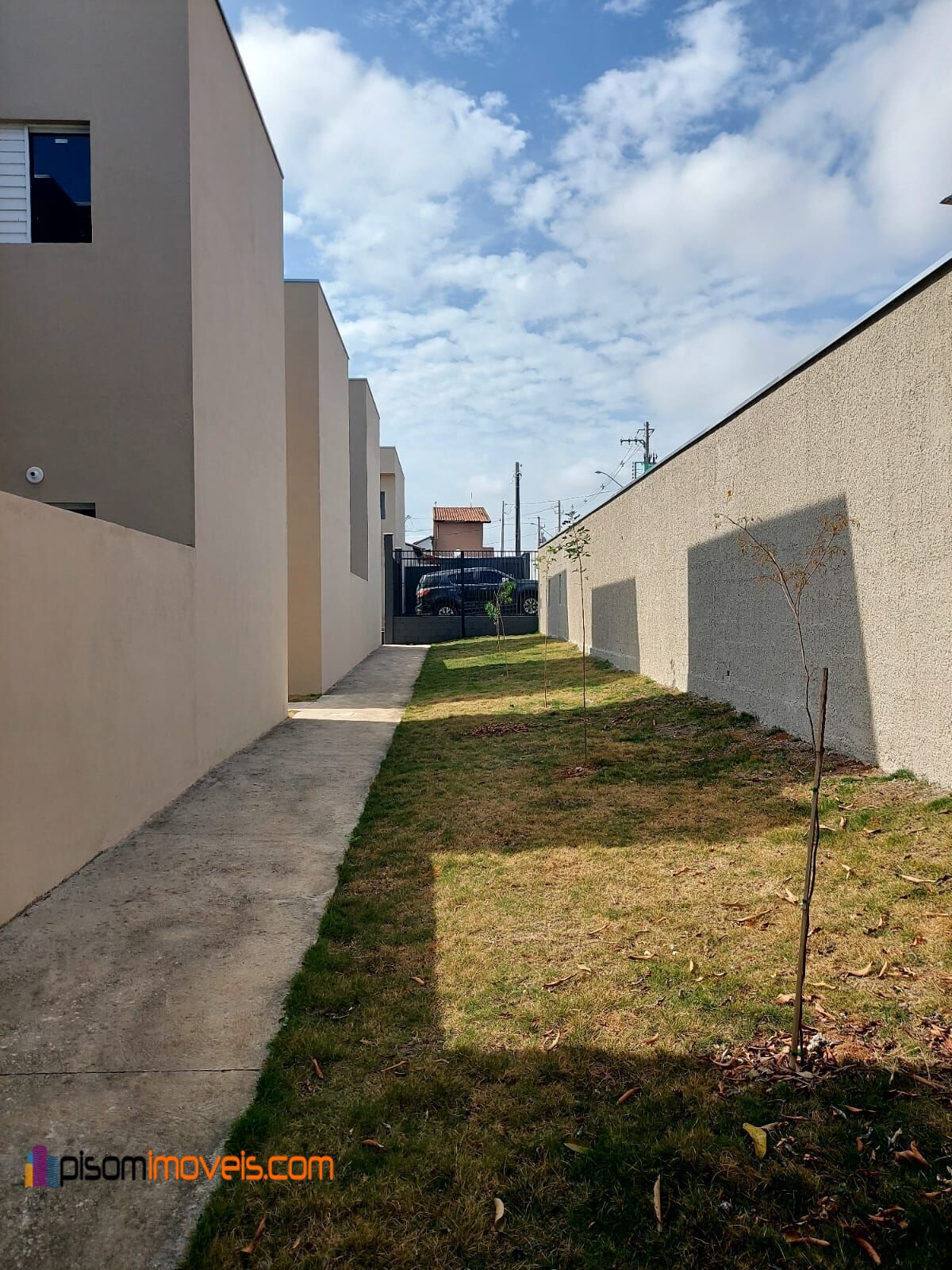 Sobrado à venda com 2 quartos, 75m² - Foto 2