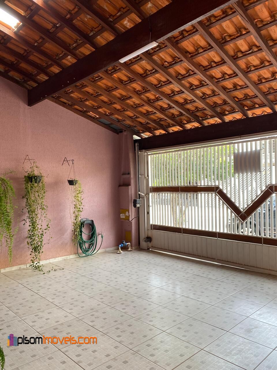 Sobrado à venda com 3 quartos, 150m² - Foto 2