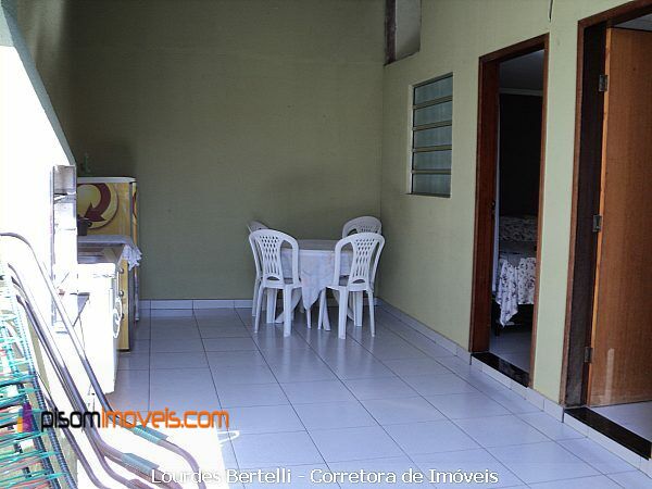 Casa à venda com 2 quartos, 187m² - Foto 12