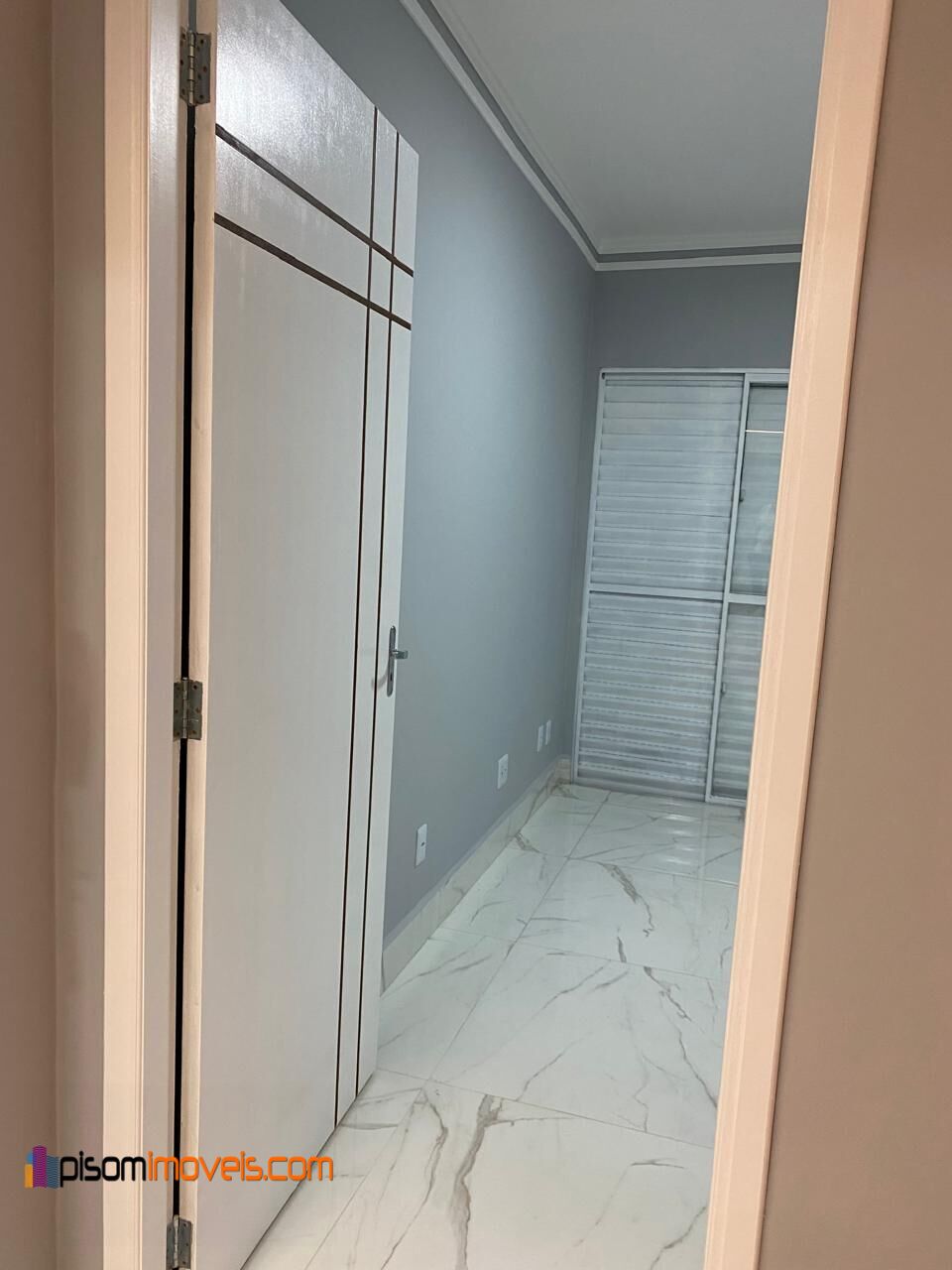 Apartamento para alugar com 2 quartos, 80m² - Foto 4