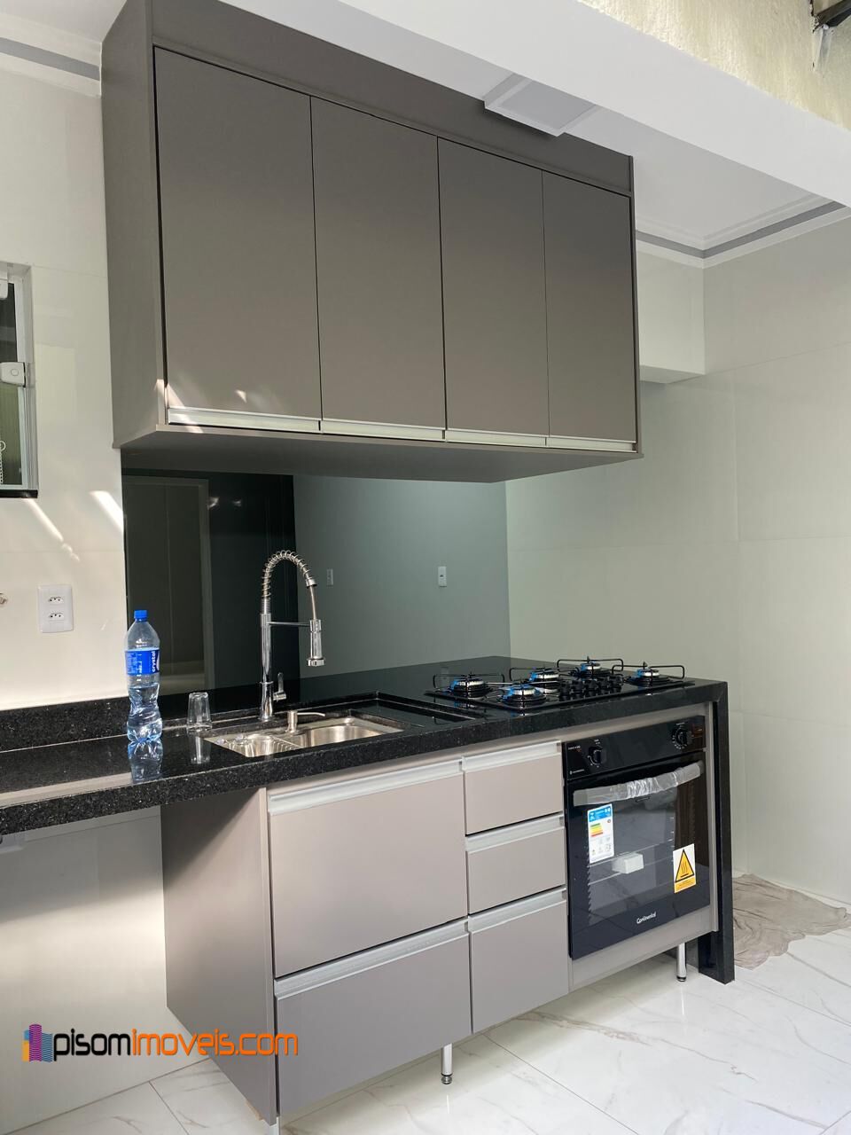 Apartamento para alugar com 2 quartos, 80m² - Foto 18