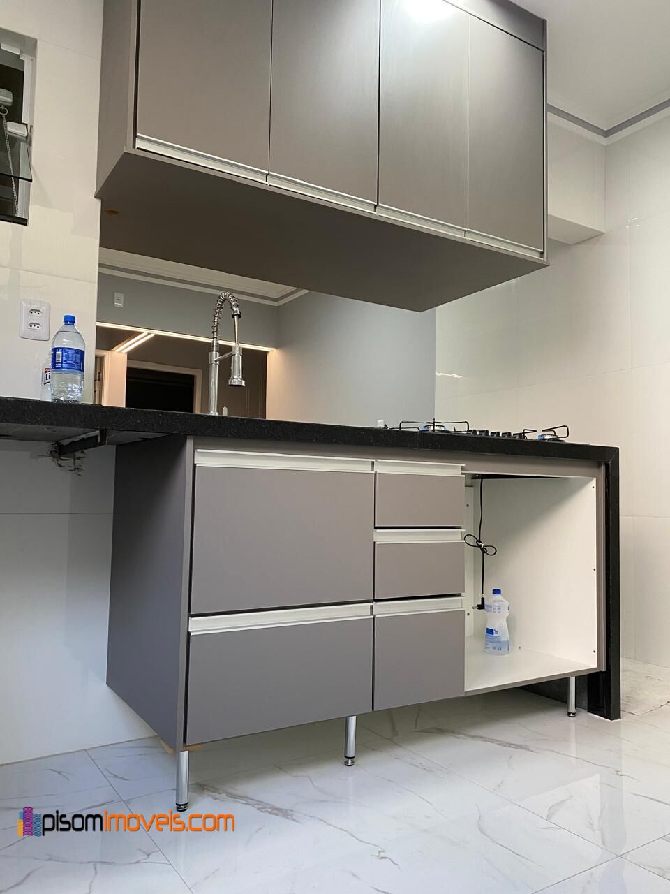 Apartamento para alugar com 2 quartos, 80m² - Foto 18
