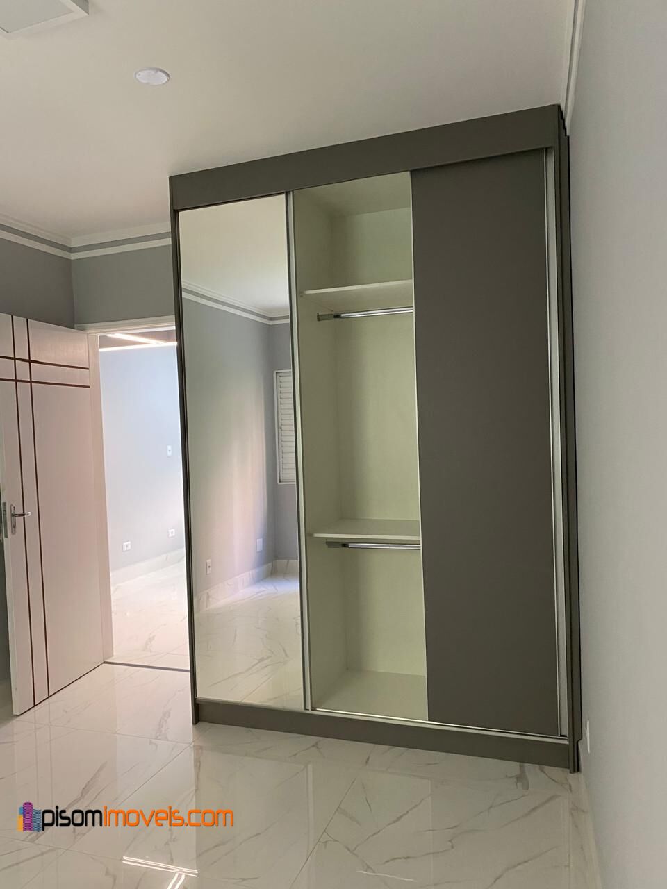Apartamento para alugar com 2 quartos, 80m² - Foto 9
