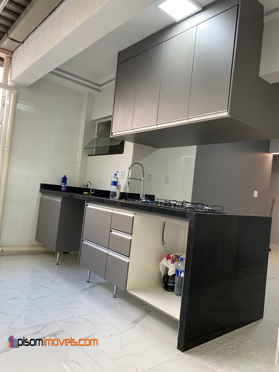 Apartamento para alugar com 2 quartos, 80m² - Foto 17