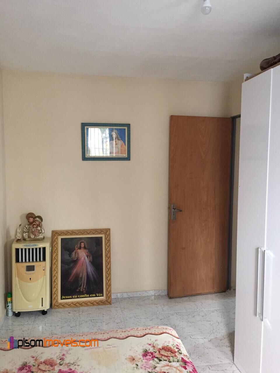 Casa à venda com 3 quartos, 61m² - Foto 4