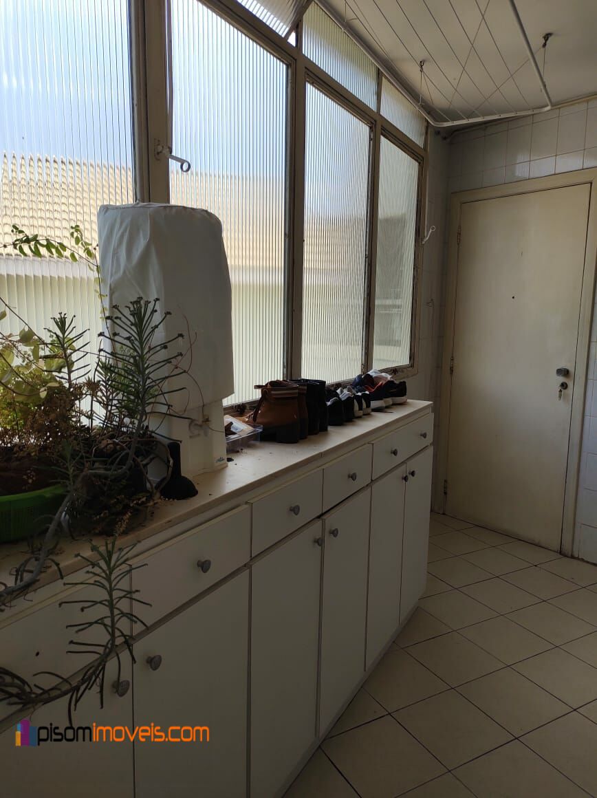 Apartamento à venda com 4 quartos, 160m² - Foto 17