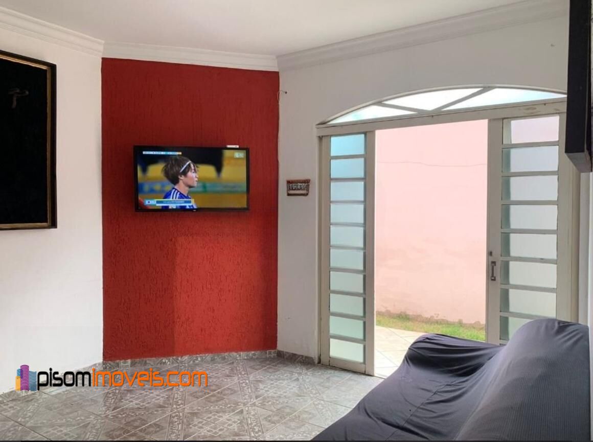 Sobrado à venda com 6 quartos, 287m² - Foto 1