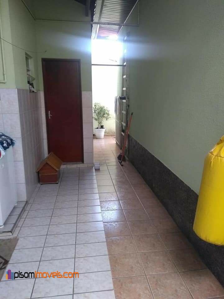 Casa à venda com 3 quartos, 125m² - Foto 18