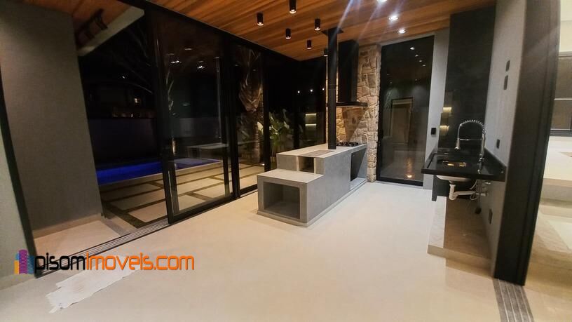 Casa à venda com 3 quartos, 290m² - Foto 17