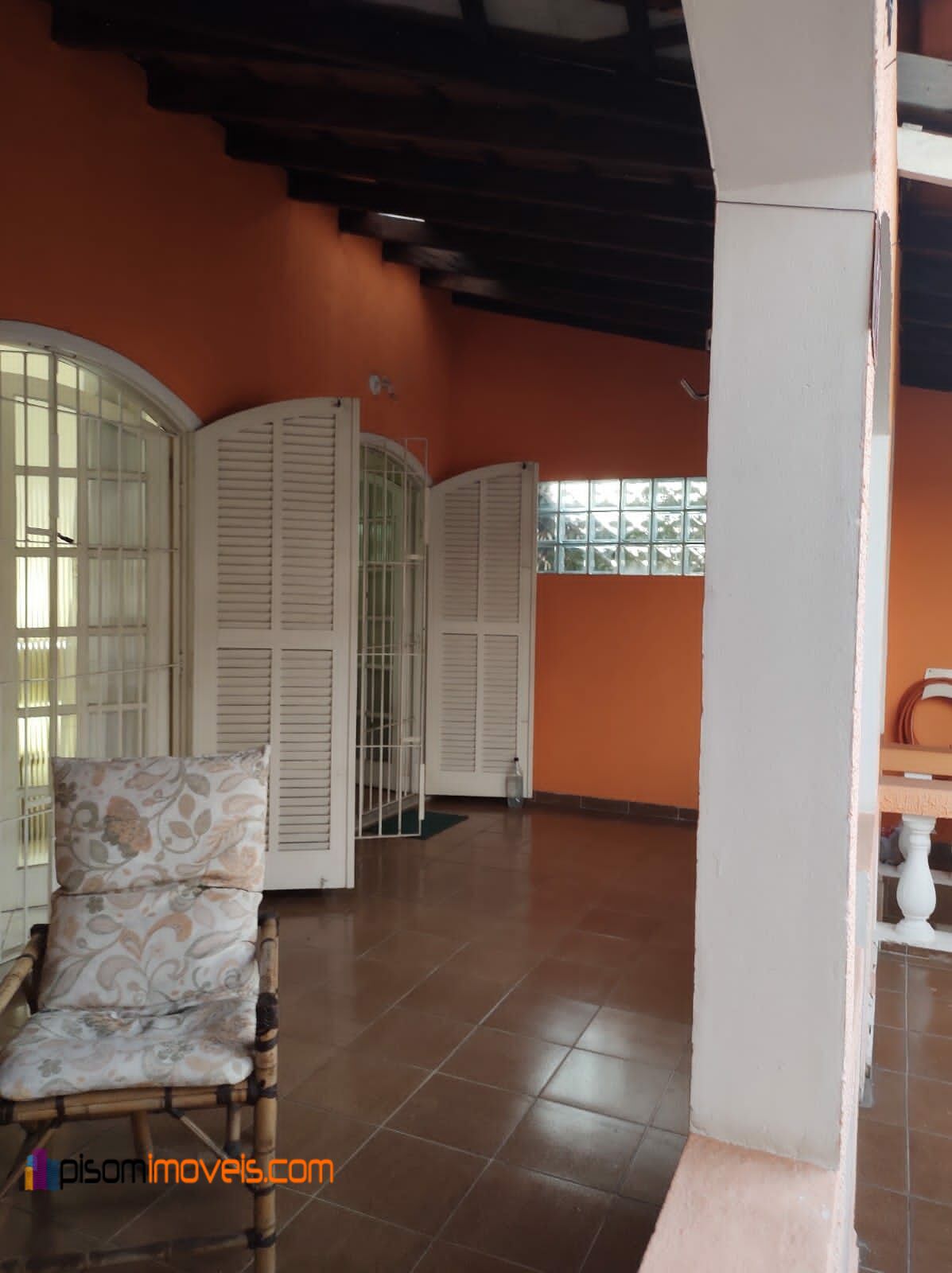 Casa à venda com 3 quartos, 250m² - Foto 3