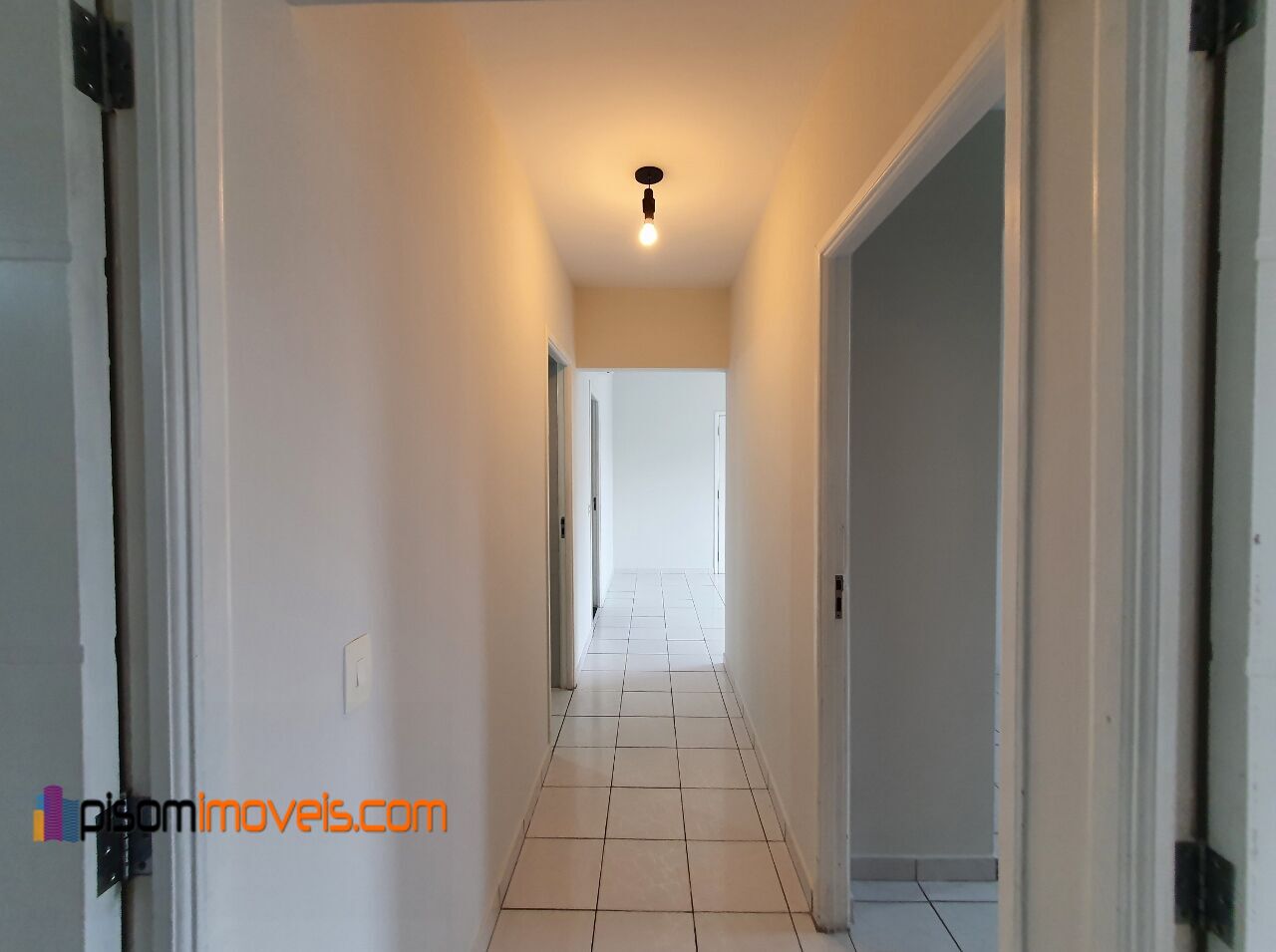 Apartamento à venda com 3 quartos, 80m² - Foto 2