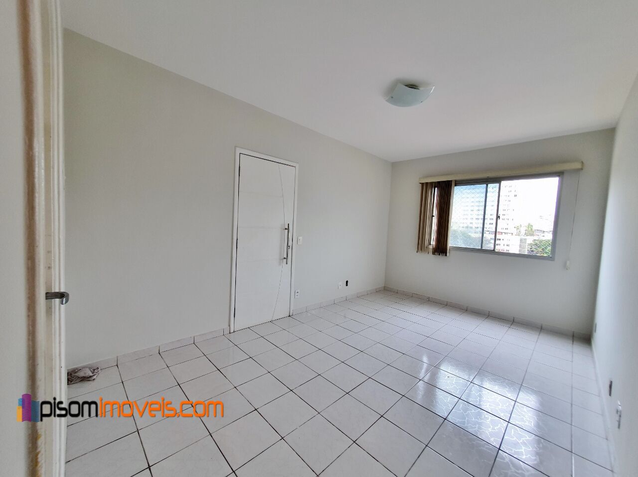 Apartamento à venda com 3 quartos, 80m² - Foto 1