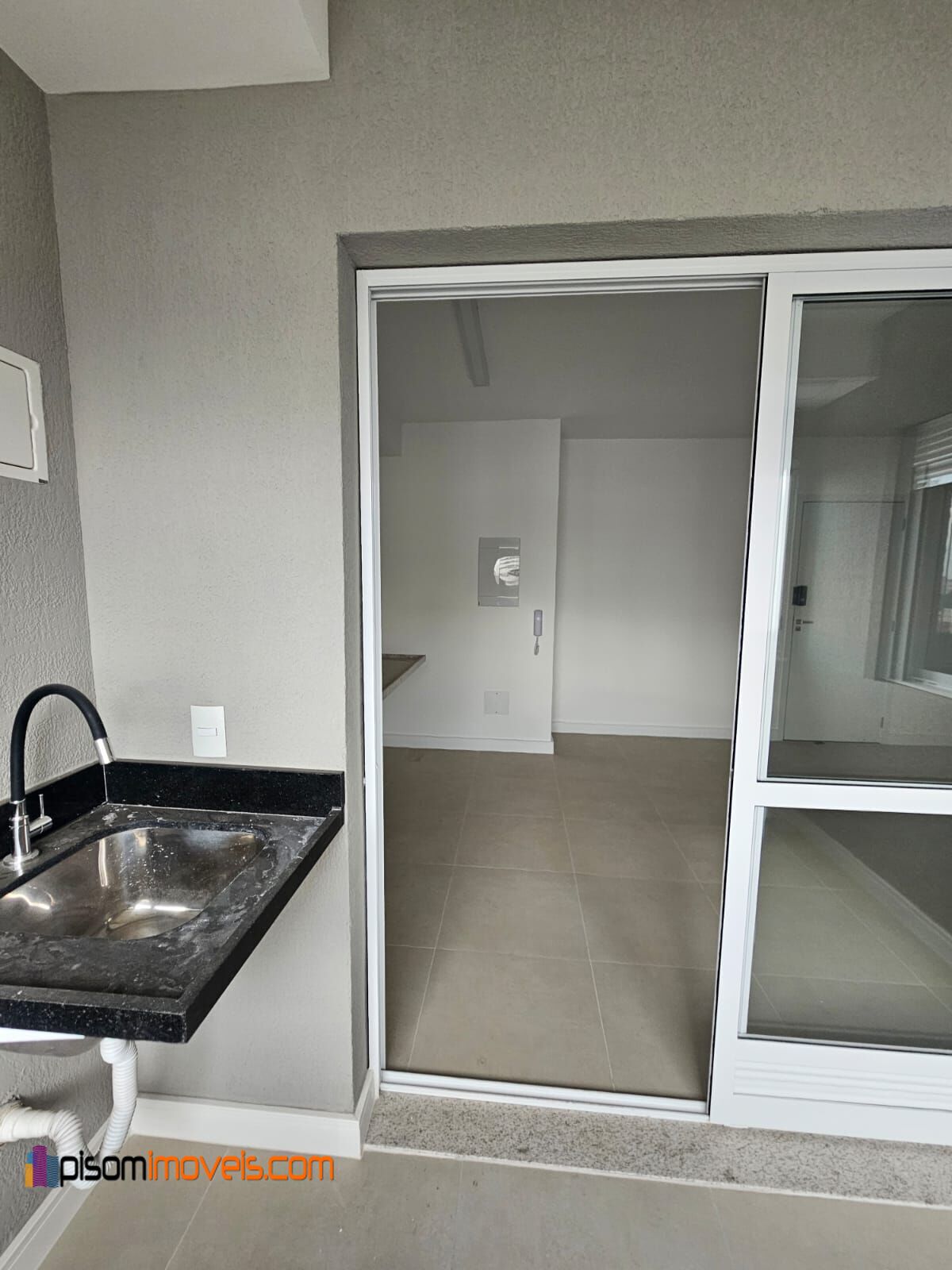 Apartamento à venda com 2 quartos, 65m² - Foto 4