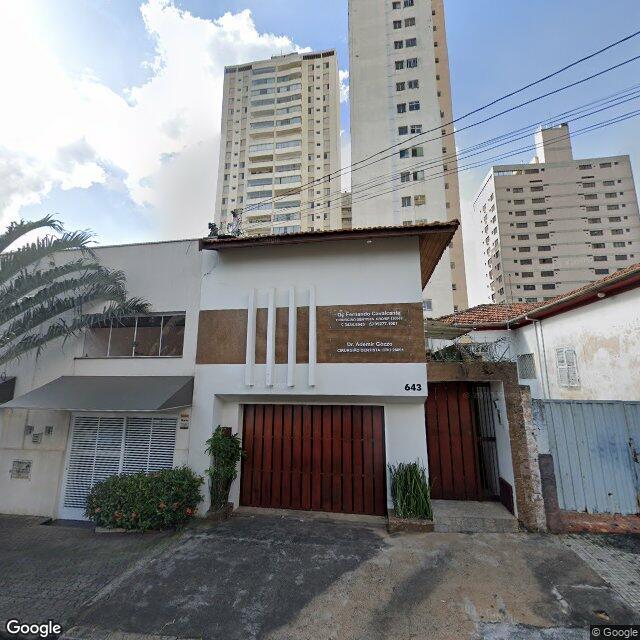 Imagem estática do "Street View" da localização