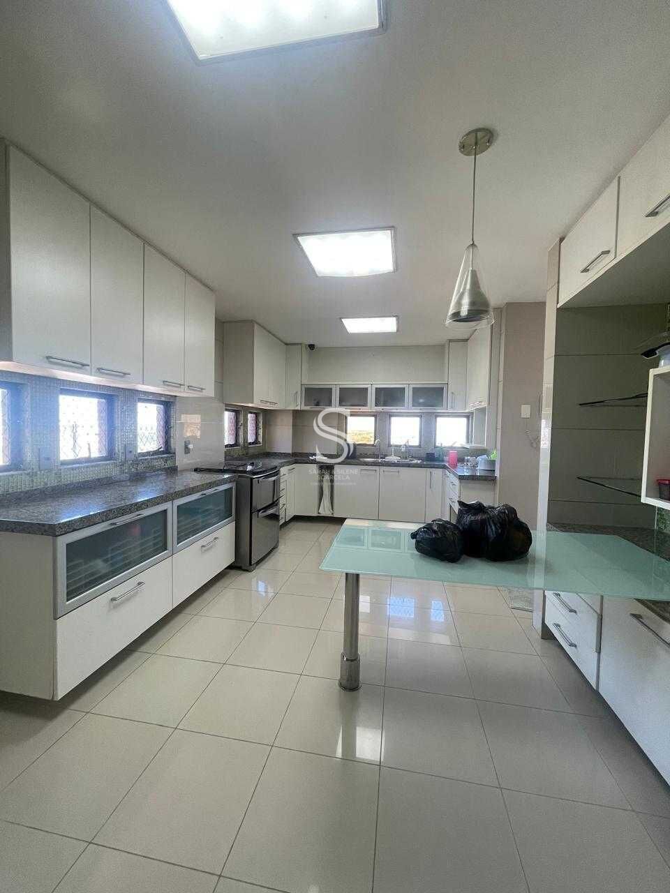 Apartamento à venda com 4 quartos, 240m² - Foto 29