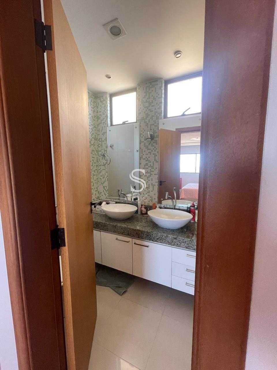 Apartamento à venda com 4 quartos, 240m² - Foto 41