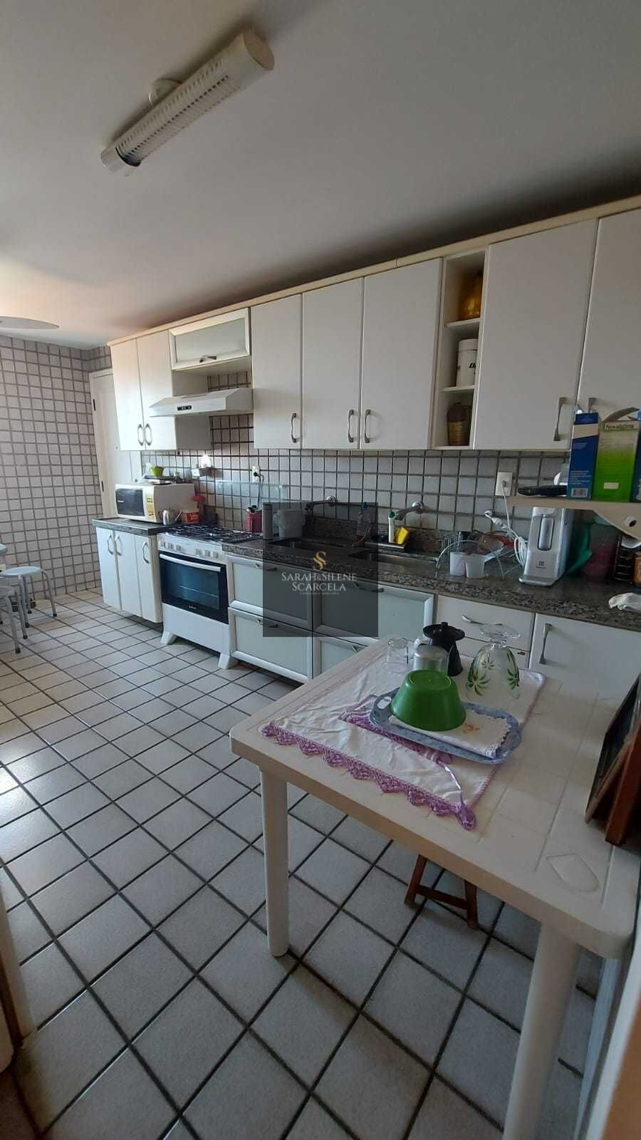 Apartamento para alugar com 3 quartos, 210m² - Foto 69