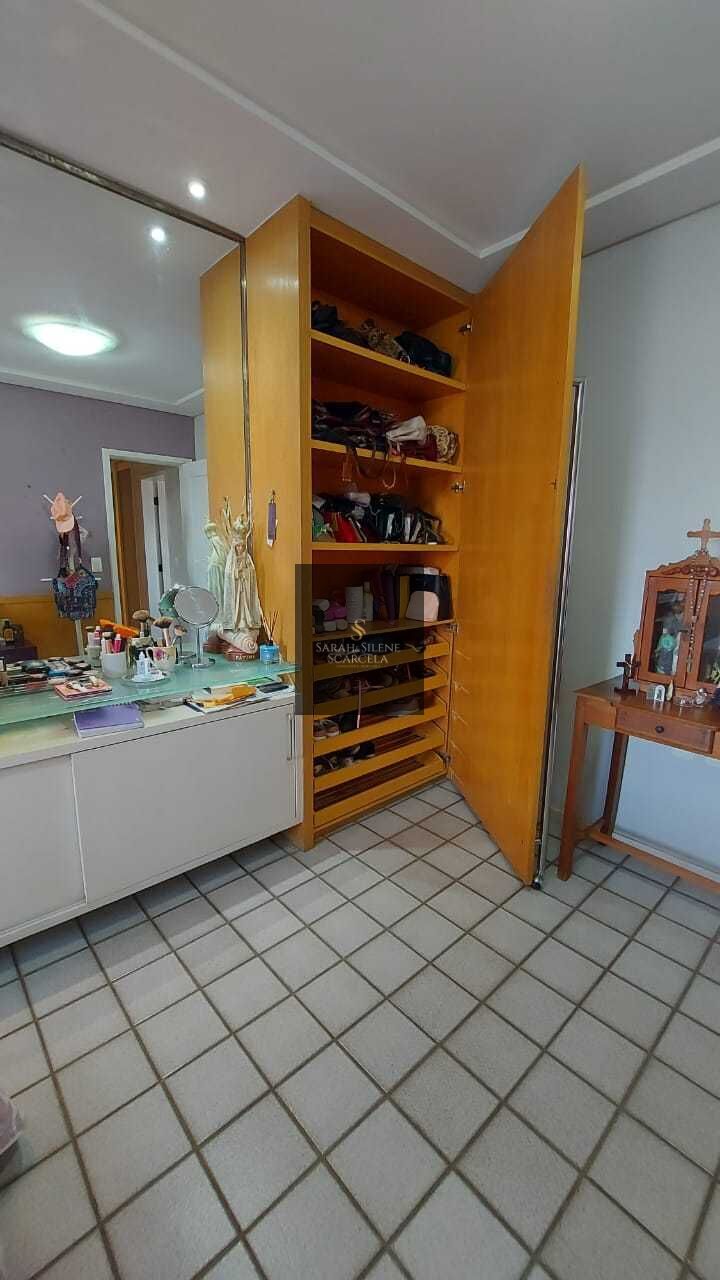 Apartamento para alugar com 3 quartos, 210m² - Foto 34