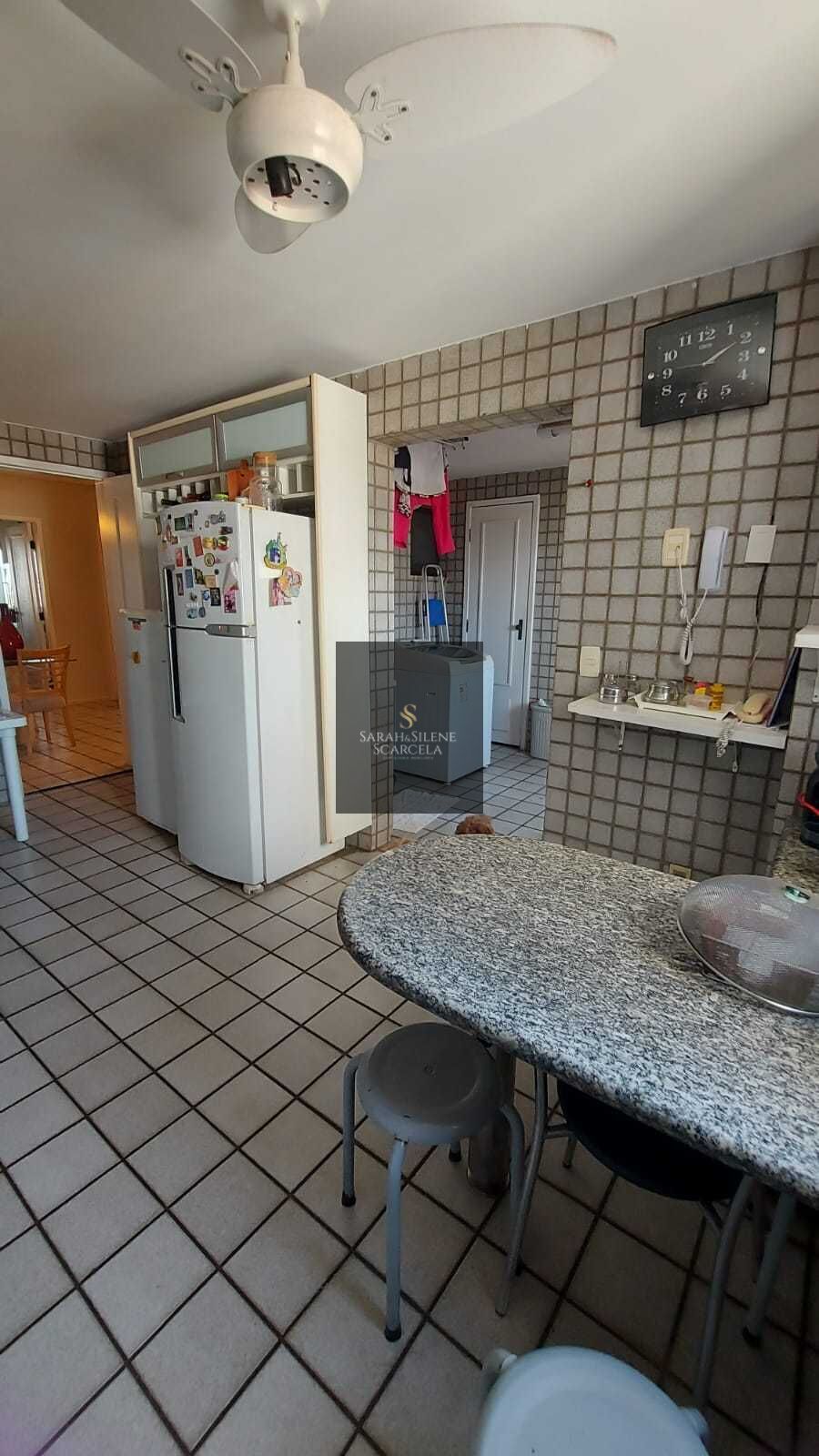 Apartamento para alugar com 3 quartos, 210m² - Foto 63