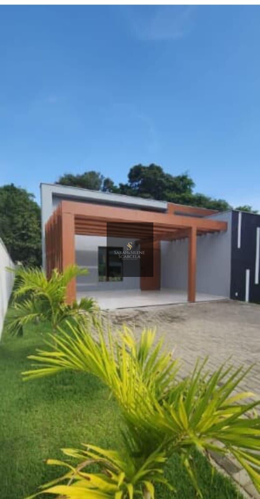 Casa de Condomínio à venda com 3 quartos, 243m² - Foto 1