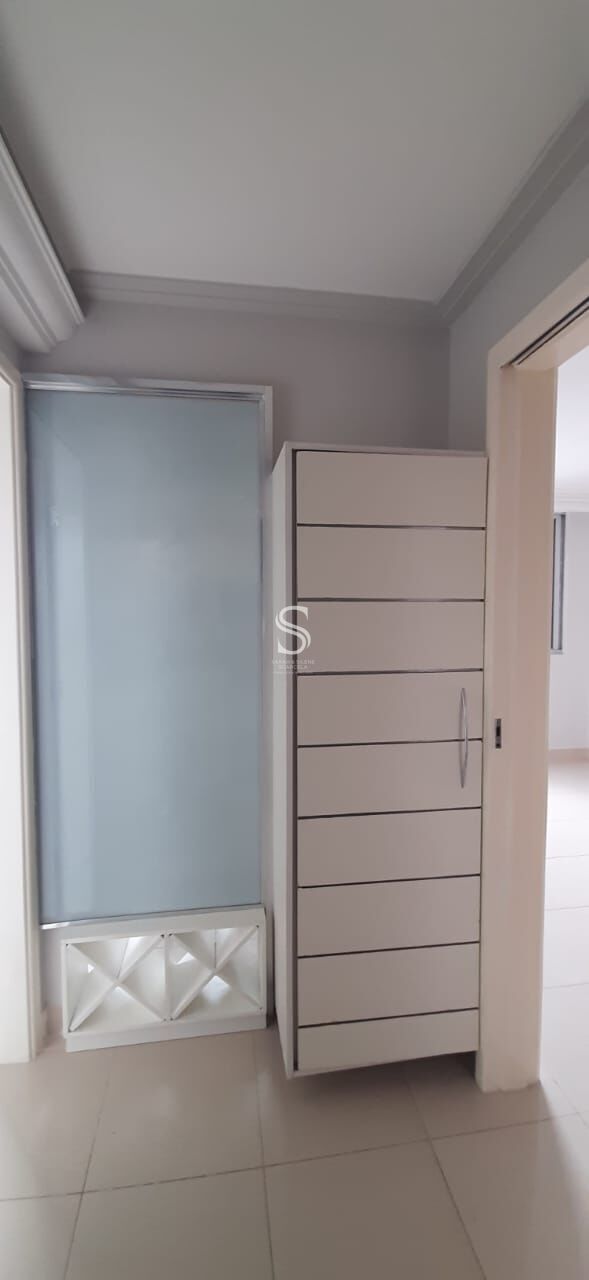 Apartamento à venda com 3 quartos, 115m² - Foto 4