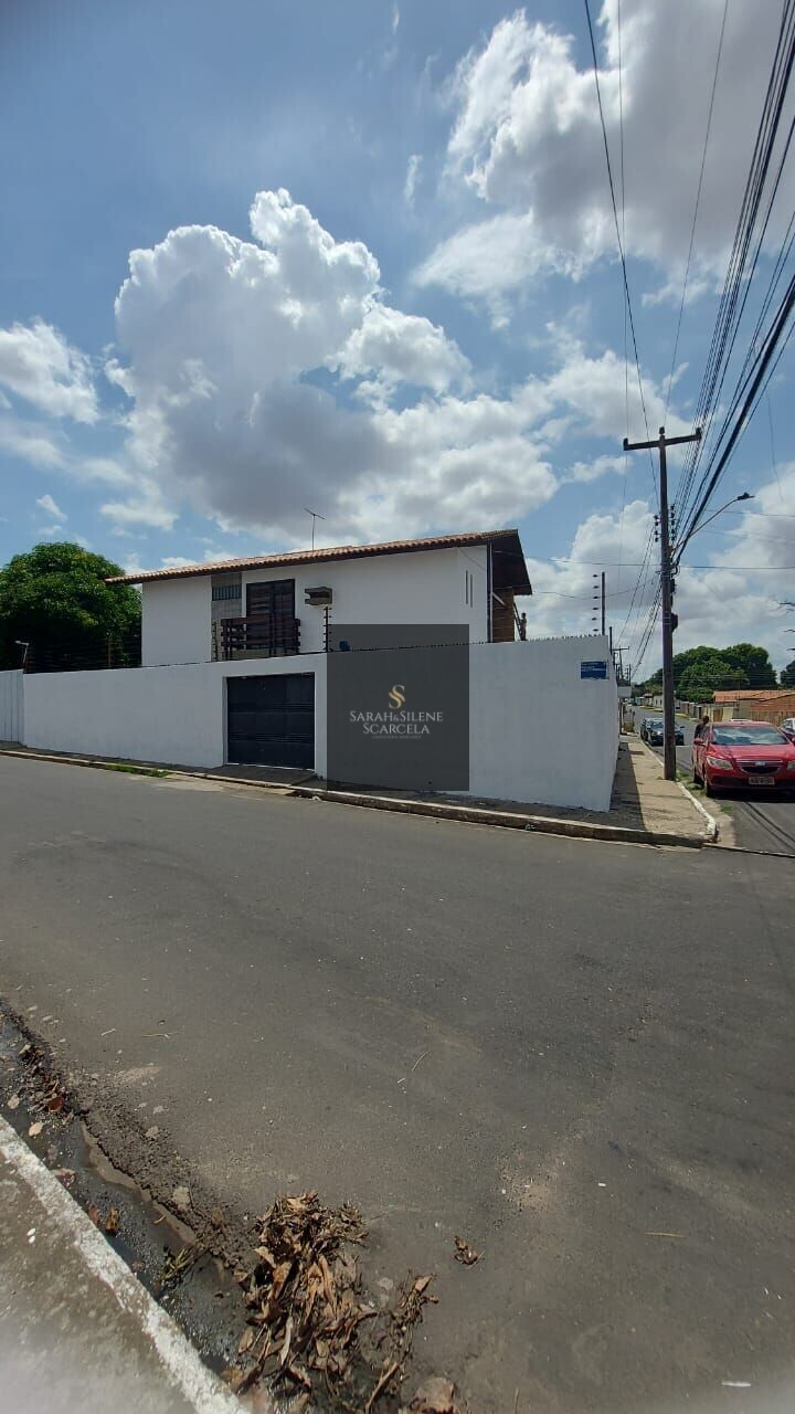 Casa à venda com 3 quartos, 350m² - Foto 5