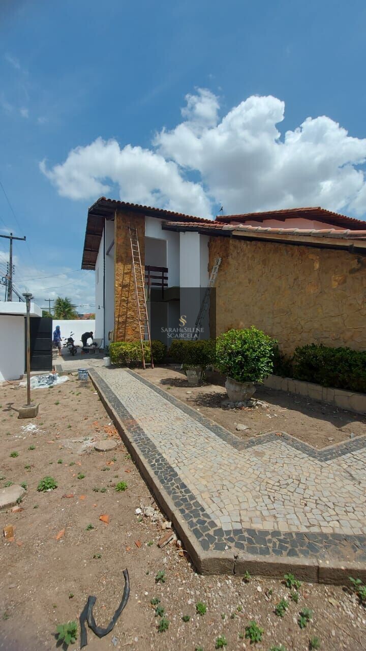 Casa à venda com 3 quartos, 350m² - Foto 10