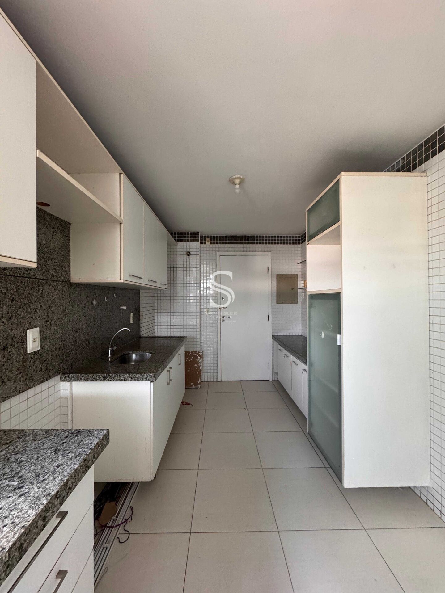 Apartamento à venda com 3 quartos, 104m² - Foto 10
